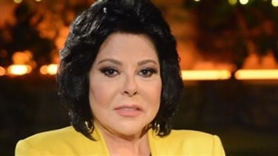 تفاصيل إصابة إسعاد يونس وخضوعها لعملية جراحية 