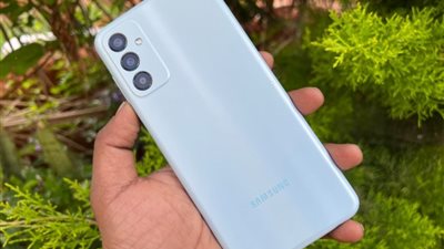 «افرح وفرّح أحبابك» بمناسبة رأس السنة موبايل من سامسونج والسعر حكاية