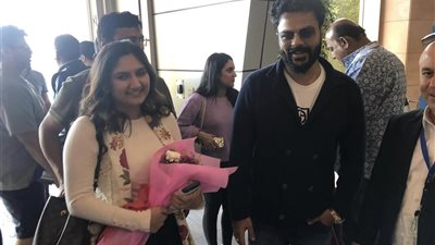 «لأول مرة في مصر» استقبال أولى رحلات «سياحة الزفاف» من الهند