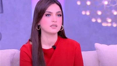 «ماشيين بالعلاج وعاوزة تريند» ياسمين عز في مرمى نيران نجوم الفن