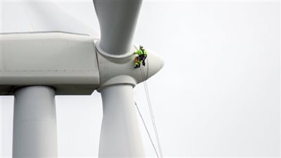 بحجم ملاعب كرة القدم| تعرفي على أضخم توربينات رياح في العالم (صور وفيديو)