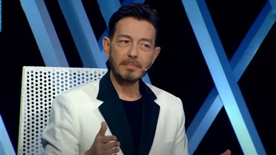 أحمد زاهر: «لا أعرف سبب العداوة مع غادة عبدالرازق» (فيديو)