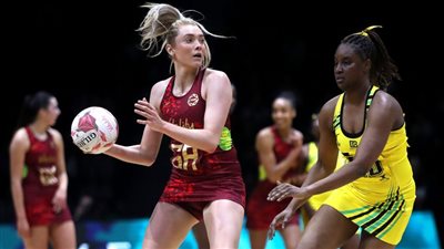 إنجلترا تحسم دوري كرة الشبكة الدولي بالفوز على جامايكا