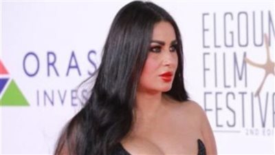 نشرة أهل الفن| إطلالة جريئة لـ ندى الكامل وسعر فستان أصالة