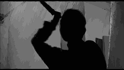 حادثة قتل رجل زوجته أمام أطفاله تشعل السوشيال ميديا والتعليقات: «مفيش رحمة للبنات»