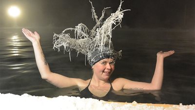 «الشعر المتجمد» مسابقة مثيرة في كندا لتحدي الشتاء