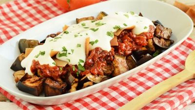 لمحبي الأكلات السورية| تعرفي على طريقة عمل «فتة المكدوس» في المنزل