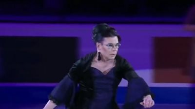 موقف محرج لمتحولة جنسيا ببطولة أوروبا للتزحلق على الجليد