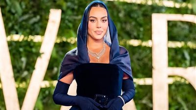 جورجينا ليست الأولى| نجمات عالميات لبسن الحجاب أشهرهن كيم كارداشيان (صور)