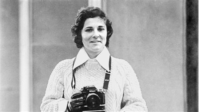 وفاة أول مصورة فوتوغرافية أمريكية «صاحبة اللقطة المميزة»