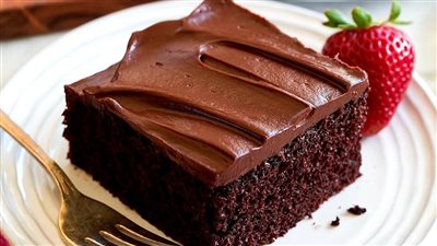 «بخطوات بسيطة» طريقة عمل كيكة الشكولاتة اللذيذة في المنزل