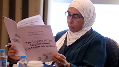 نانسي هاكوز أول باحثة عربية تحصد جائزة عالمية في الأيض الدوائي