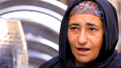 «أم تامر» ست بـ 100 راجل «شيالة» تتحمل مسئولية 3 أطفال