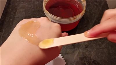 «الإفتاء»: على الزوجة حلق شعر العانة في هذه الحالة