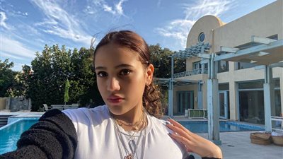 بسبب صور «أوضة النوم»| هجوم قوي على ابنة النجم عمرو دياب