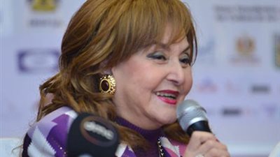 «مشواري انتهى» أسباب اعتزال النجمة ليلى طاهر عالم الفن