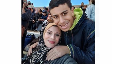 «هير نيوز» تنشر قصص ستات بـ100 ست «المرأة المعيلة»| سونيا تحدت شلل الأطفال لتدعم ابنها