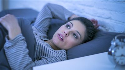 حيلة بسيطة أثناء النوم تقوي نشاطك بعد الاستيقاظ