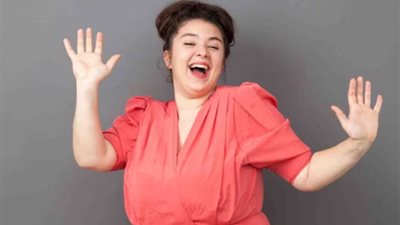 «لو كيرفي» 5 نصائح لتتقبلي شكلك وتحبي ذاتك كما هي