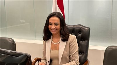 «أصبحت أحلامنا حدودها السماء» مايا مرسي تهنئ النساء بيوم المرأة المصرية 