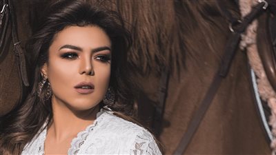 ناهد السباعي: «موافقة أتجوز مسيحي وأعترف بالمثليين»