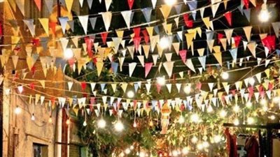 الكنيسة الكاثوليكية بالبحر الأحمر توزع كراتين رمضان وتعلق الزينة والفوانيس (فيديو)