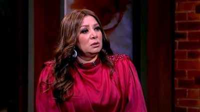 إنتصار: «نفسي مشاهد البوس والمايوهات ترجع السينما تاني»