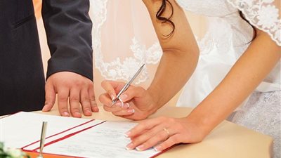 عيد الفطر 2023| تحذير يحمله تفسير حلم كتب الكتاب بالمنام للمتزوجة