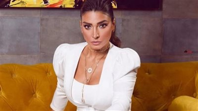 «لو فضلت أشكره طول عمري مش هيكفي» رسالة مؤثرة من روجينا لزوجها أشرف زكي 