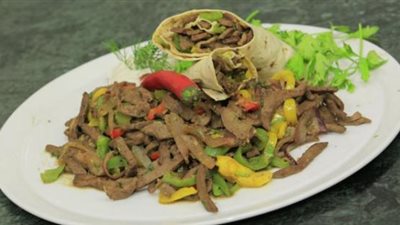 طريقة عمل شاورما اللحم مثل المحلات في ثالث أيام العيد