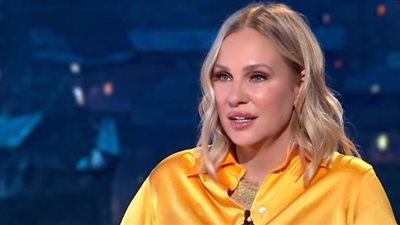 شيرين رضا تكشف موقفها من العودة لعمرو دياب وعلاقتها بزوجته (فيديو)