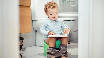 طبيب شرعي يحذر من «مقاعد حمام الأطفال» بعد غرق طفل 9 أشهر 