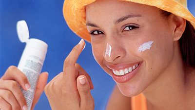 صن بلوك للبشرة الجافة والمختلطة لحماية بشرتك من حرارة الصيف