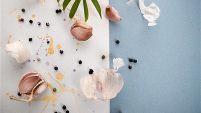 «زيت لسان الثور واللوز» أطعمة لإزالة الرؤوس السوداء بدون وصفات 