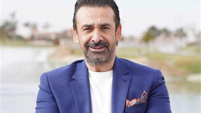 فيسبا بيت الروبي تضع كريم عبد العزيز على قائمة التريند