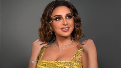 5 مطربات تألقن في تقديم البرامج | أبرزهن «أنغام وشيرين»