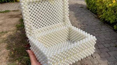 دينا مصطفى| فتاة مبدعة في أعمال الخرز تبدأ مشروعها بتصميم الحقائب والاكسسوارات (صور)