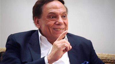 فنانات أثرن في مشوار الزعيم عادل إمام  