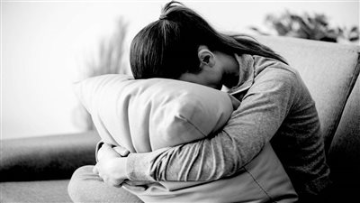 دراسة: الاكتئاب يفترس الأمريكيين والنساء الأكثر تأثرًا