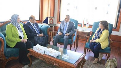 نيفين عثمان: جلسات للمدرسين وأولياء الأمور بمبادرة تمكين الطفل بسوهاج