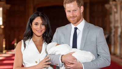  رد فعل العائلة المالكة على احتفال هاري وميغان بعيد ميلاد ابنتهما