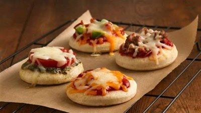 طريقة عمل الميني بيتزا مثل المطاعم