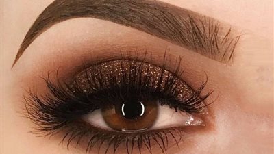 8 نصائح لرسم مكياج عيون سموكي مثالي