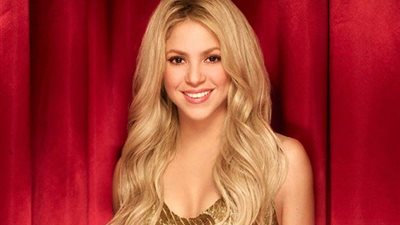 شاكيرا تقع في غرام سائق (صور)