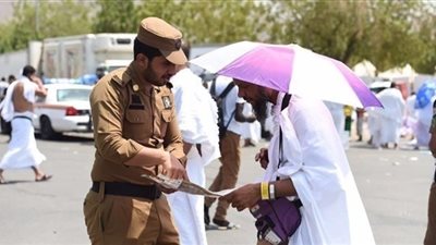 الشرطة السعودية تواصل جهودها لخدمة الحجاج وردود الأفعال مفاجئة