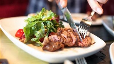 4 أطعمة غنية بالبروتين تحميك من الإصابة بأمراض القلب في عيد الأضحى  