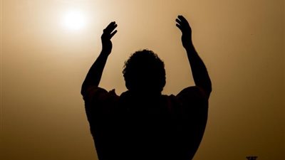 هل من يموت في يوم عرفة يعتبر شهيدا؟ الإفتاء تجيب