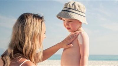نصائح ذهبية لحماية طفلك من ضربات الشمس في عيد الأضحى