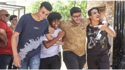 سعادة بين طلاب الثانوية العامة بعد امتحان الفيزياء