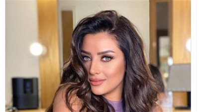 مستشار قانونى يكشف عقوبة رضوى الشربيني بعد بوست الرجل والخروف